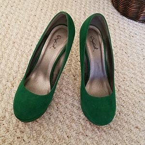 Qupid Green Heels
